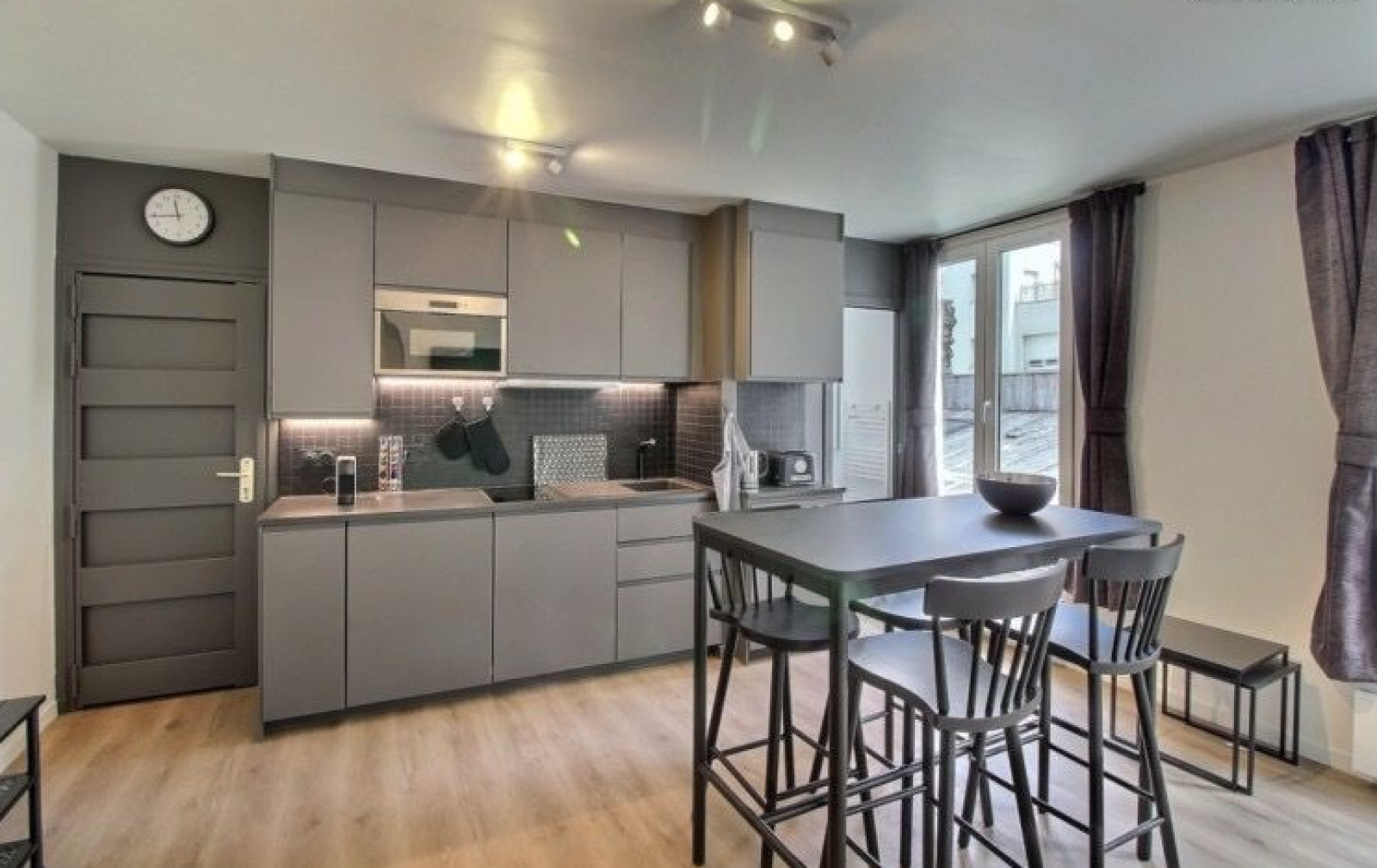 Image_, Appartement, Paris, ref :V170007512